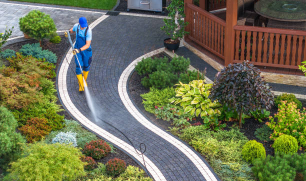 Why Choose Our Certified Pressure Washing Experts for Your Project Needs in Queens Gate, PA?